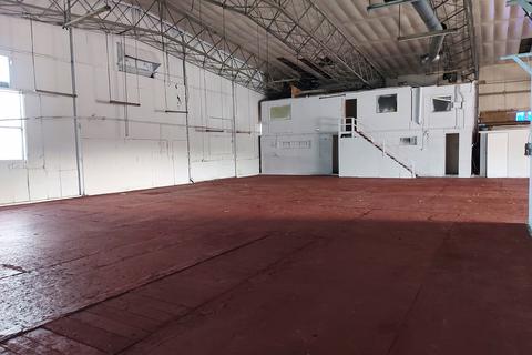 Distribution warehouse to rent, Lathalmond, Cowdenbeath KY12