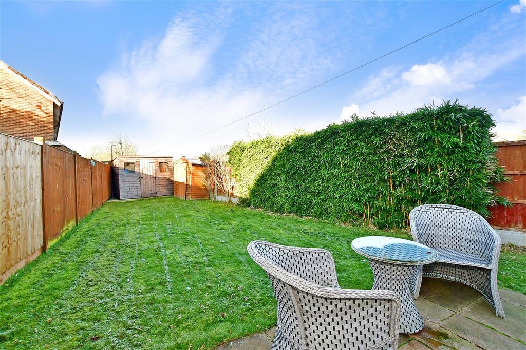 Thrift Green, Brentwood, Essex 2 bed end of terrace house for sale £