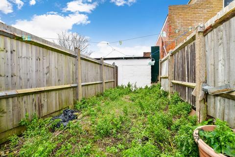 21 Bishops Road, Croydon, CR0 3LD