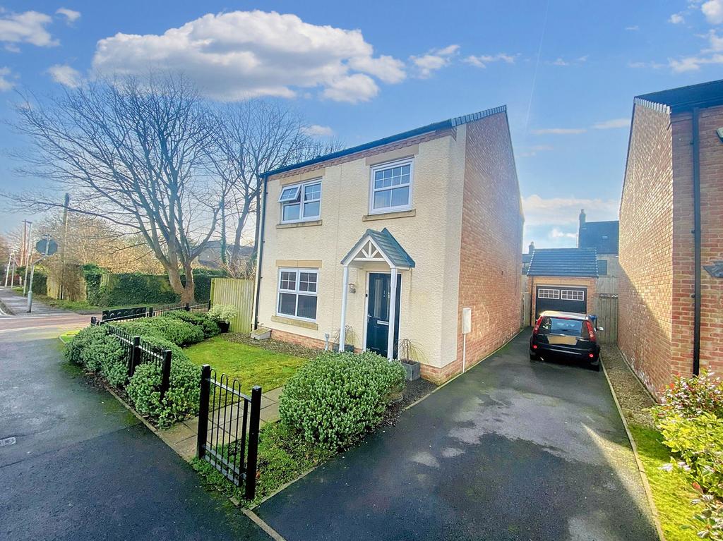 Blake Drive, Cramlington, Northumberland, NE23 1DL 4 bed detached house