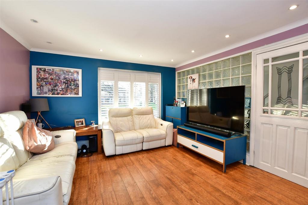 Paprills, Basildon, Essex 3 bed terraced house for sale £350,000