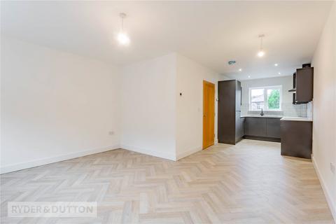 3 bedroom townhouse for sale, Cross Street, Mossley, Ashton-under-Lyne, Greater Manchester, OL5