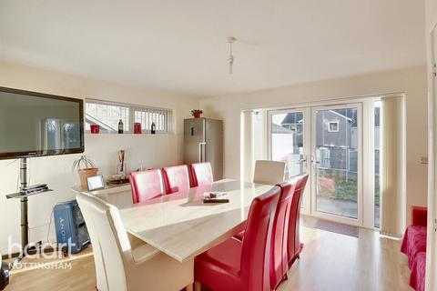 46 Dennett Close, Nottingham, NG3 2GL