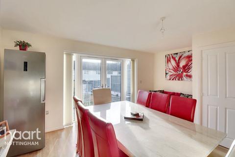 46 Dennett Close, Nottingham, NG3 2GL