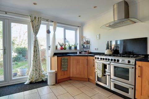 12 Gravett Close, Henley-on-thames, RG9 1XW