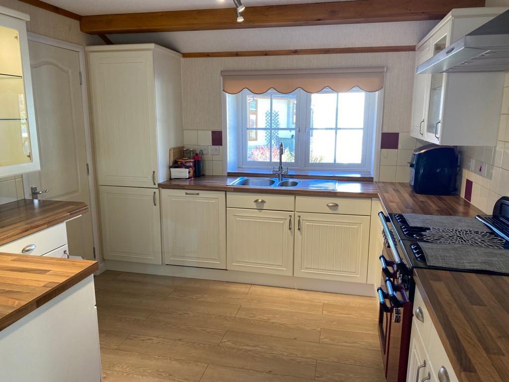 Capel Gardens, Ruckinge, Ashford, Kent 2 bed park home for sale £180,000