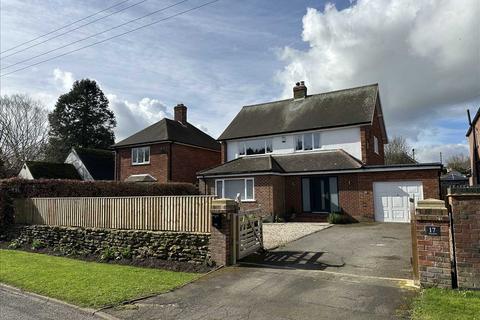 3 bedroom house for sale, Muston Road, Hunmanby