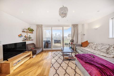 2 bedroom flat for sale, Ingot Tower, Ursula Gold Way, Limehouse, London, E14