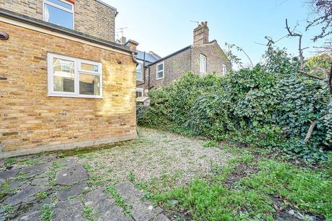 13 Birkbeck Avenue, London, W3 6HX