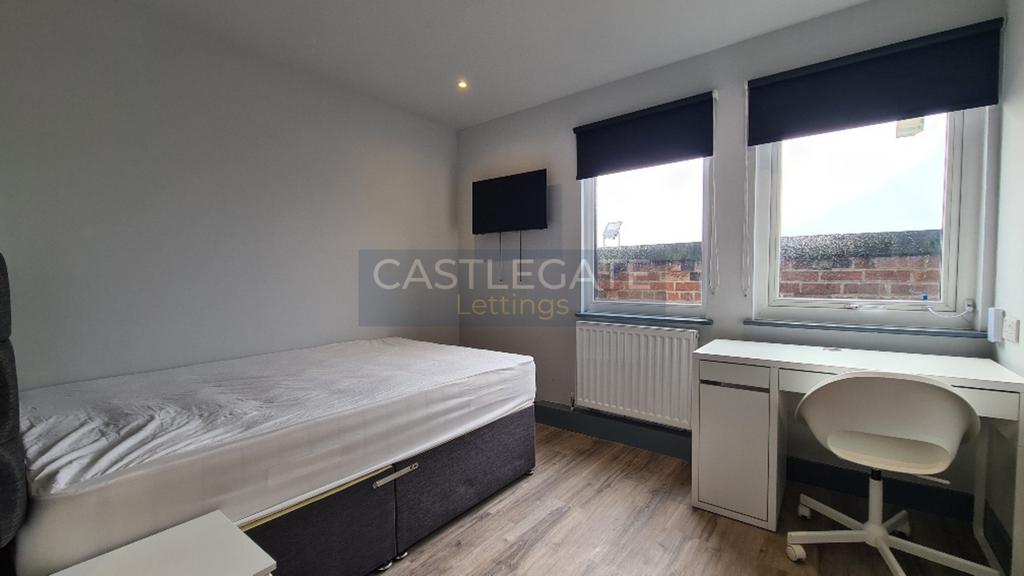 Room 81, 82 Renaissance Works, 105 New Street, Hud