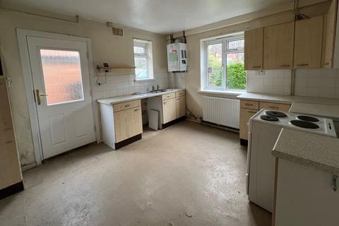 92 Beauvale Drive, Ilkeston, DE7 8SJ