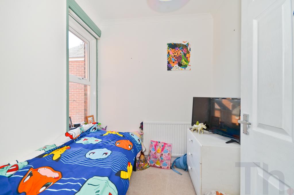 Bedroom 4.JPG