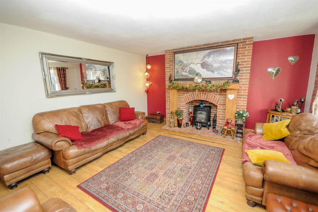 Leagreen Court, Coxlodge 3 bed semidetached house for sale £249,950