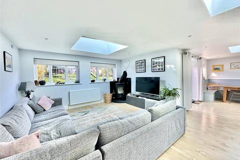 5 bedroom detached house for sale, Upper Kings Drive, Willingdon, Eastbourne, East Sussex, BN20