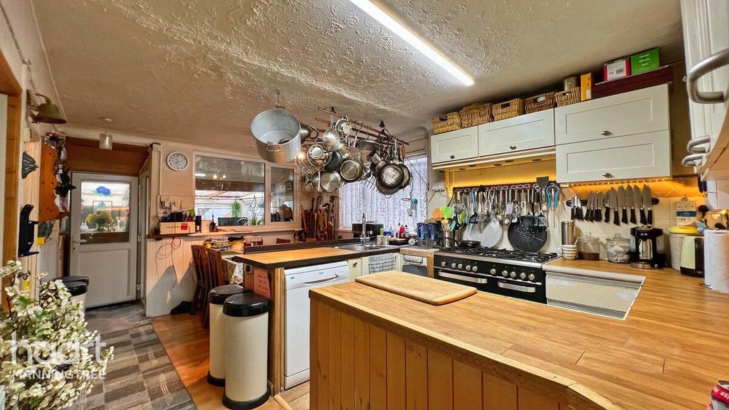 Harwich Road, Wix, Manningtree, Essex 6 bed detached bungalow for sale