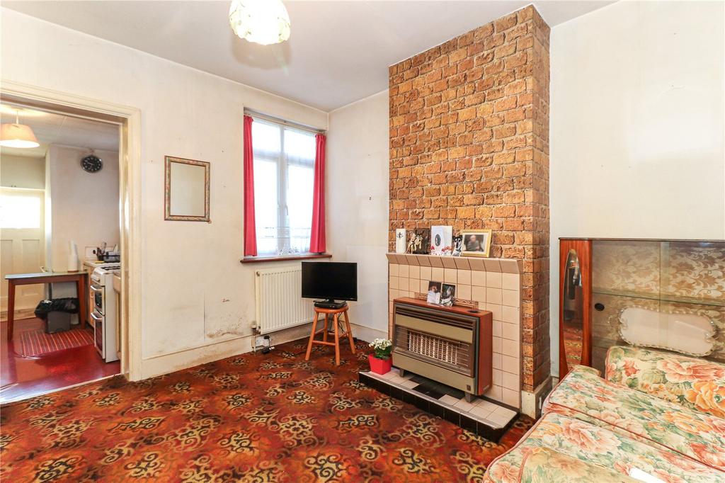 Kelmscott Close, Watford, Herts, WD18 3 bed terraced house for sale £
