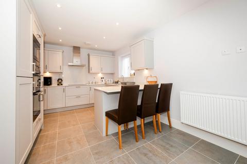 3 bedroom end of terrace house for sale, New Wellington Court, Upper Rissington, GL54