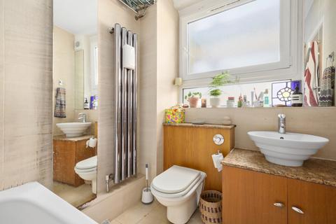 1 bedroom apartment to rent, Aubert Park, London, N5