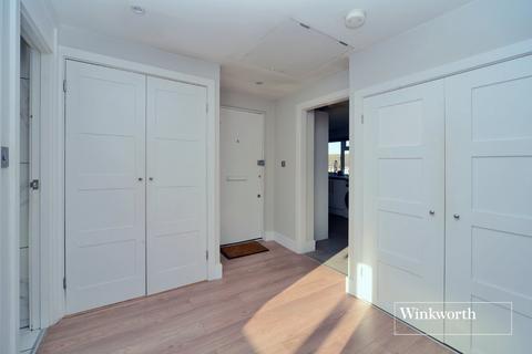 454 Gander Green Lane, Cheam, Sutton, SM3 9RG