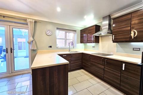 2 Armitage Way, Winnington, Northwich, CW8 4QN