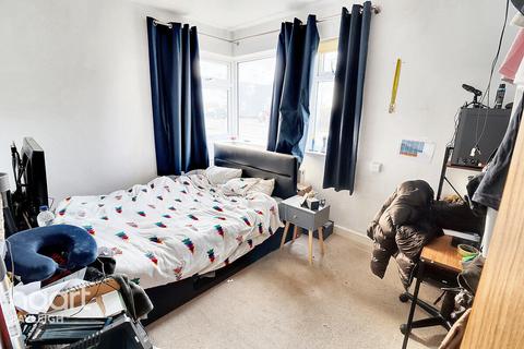 32 Brendon Way, Westcliff-on-sea, SS0 0JF