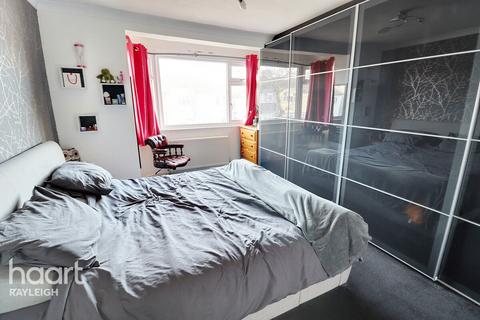 32 Brendon Way, Westcliff-on-sea, SS0 0JF