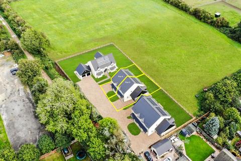 4 bedroom semi-detached house for sale - 3, The Meadows, Martin's Lane, Standlake, Oxfordshire, OX29