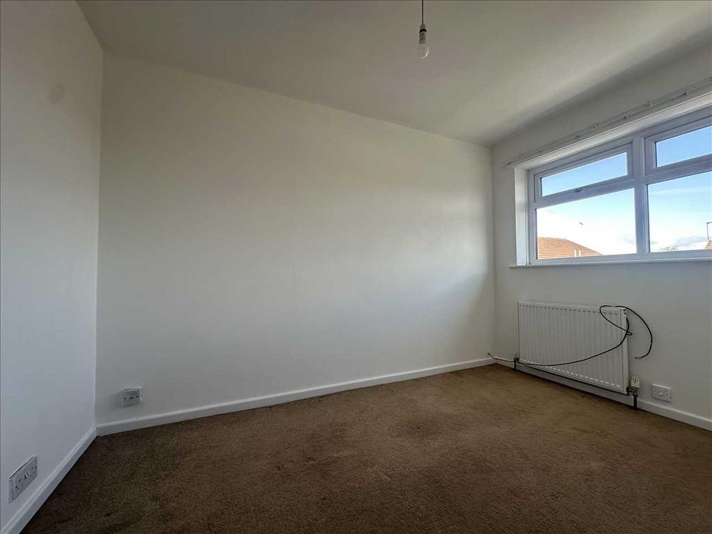 Bedroom (front)