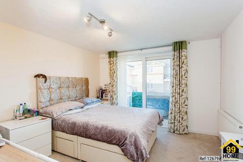 27 Collier Way, Southend-on-sea, SS1 2AF