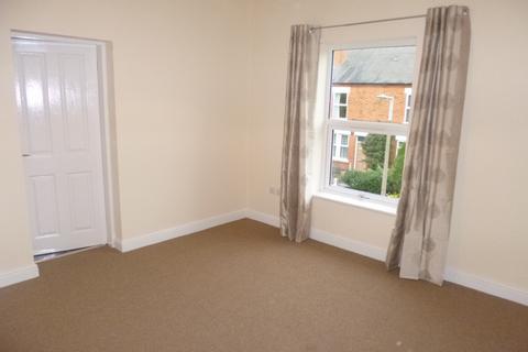 2 bedroom apartment to rent, Montague Street, Beeston, NG9 1BA