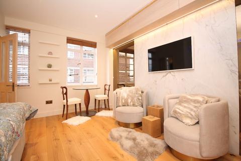 Studio to rent, Nell Gwynn House, Sloane Avenue, Chelsea, London SW3