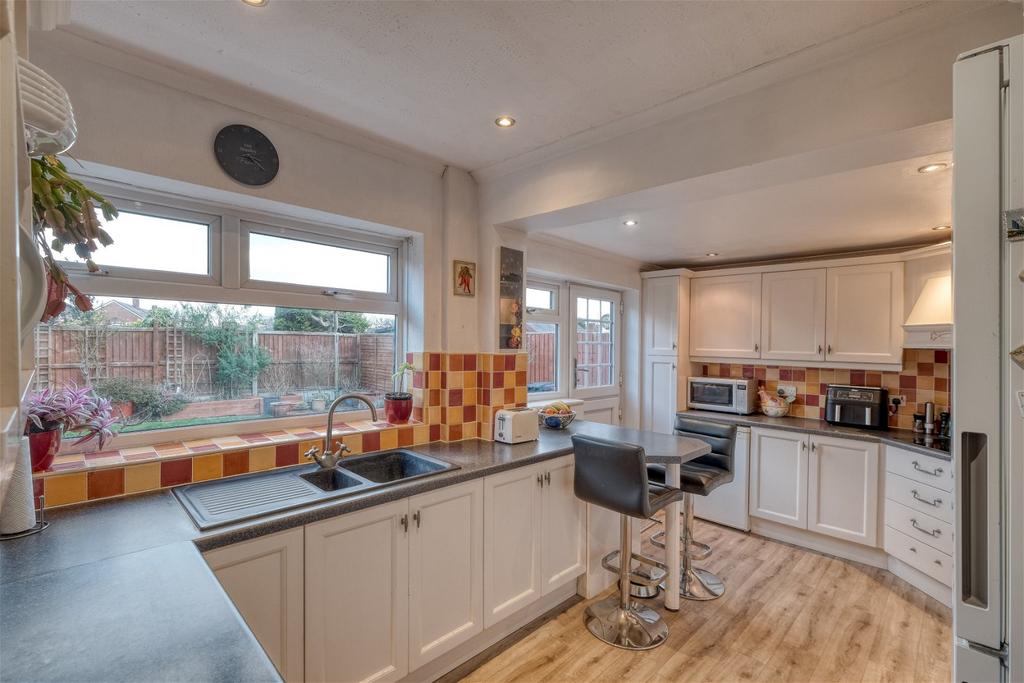 Clent Road, Rubery, Birmingham, B45 9UU 3 bed detached house for sale