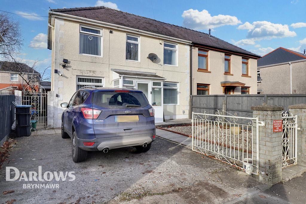 Heol Penycae, Ebbw Vale 3 bed semidetached house for sale £180,000