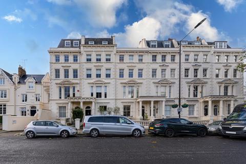 1 bedroom flat for sale, Randolph Avenue, London