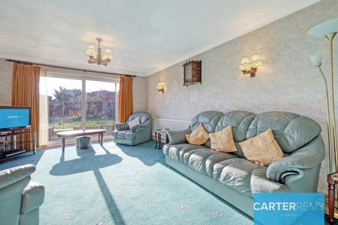 28 Boscombe Avenue, Grays, RM17 6DU