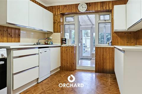 62 Ash Grove, Harefield, Uxbridge, UB9 6EZ