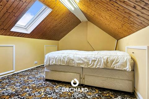 62 Ash Grove, Harefield, Uxbridge, UB9 6EZ