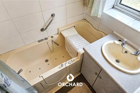 62 Ash Grove, Harefield, Uxbridge, UB9 6EZ