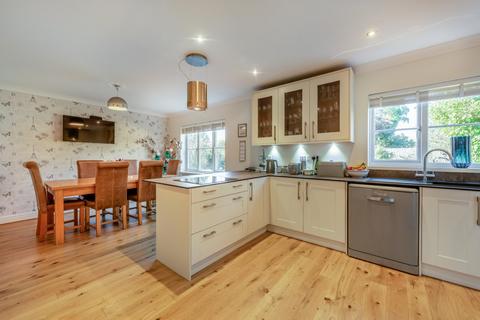 5 bedroom detached house for sale, Idsworth Close, Horndean, Waterlooville, Hampshire