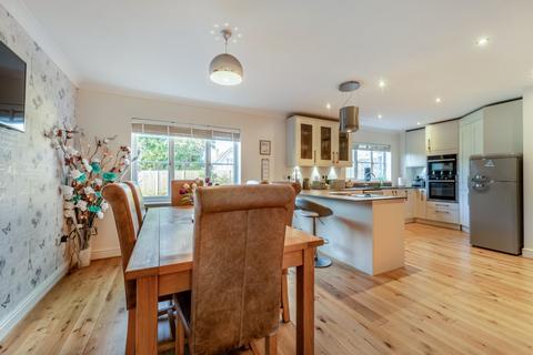 5 bedroom detached house for sale, Idsworth Close, Horndean, Waterlooville, Hampshire