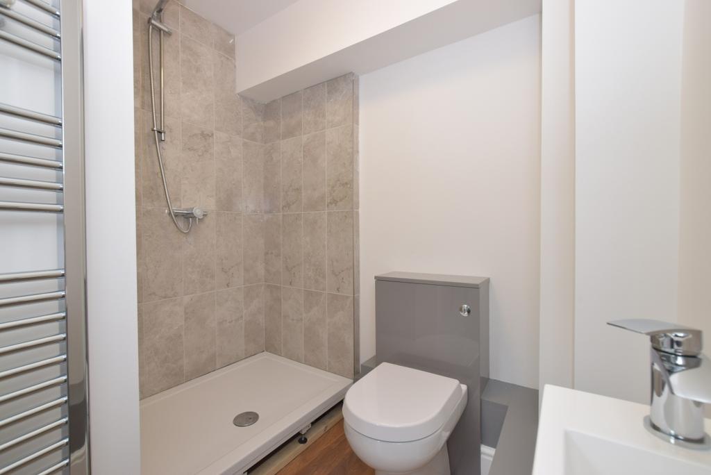 Wedglen Estate Midhurst GU29 3 bed apartment to rent £1,250 pcm (£288 pw)