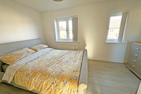 19 Boer Drive, Cheswick Green, Solihull, B90 4NB