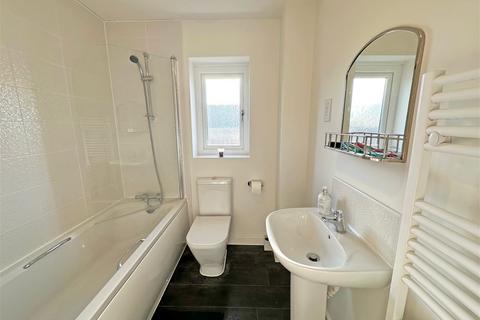 19 Boer Drive, Cheswick Green, Solihull, B90 4NB