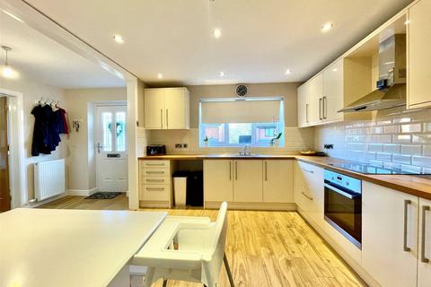 3 bedroom detached house for sale, Croft Road, Welshpool, Powys, SY21