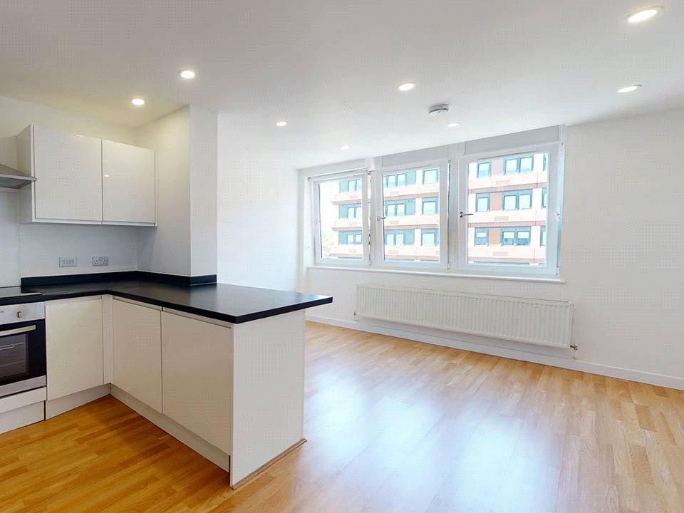 Flat 504, Trafford House, Cherrydown East, Basildon, Flat 1 bed