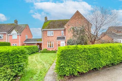 3 bedroom detached house for sale, Lancaster Green, Hemswell Cliff, Gainsborough, Lincolnshire, DN21