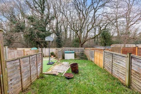 8 Troon Close, Ifield, Crawley, RH11 0UW
