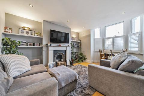 2 bedroom flat for sale, Killyon Road, Clapham Old Town, London, SW8