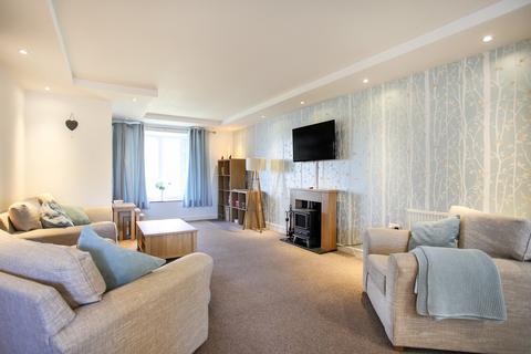 174a Fosseway Avenue, Moreton-in-marsh, GL56 0EH