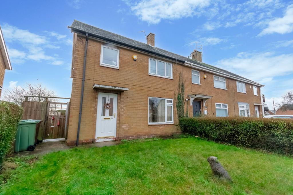Mildenhall Crescent, Nottingham, Nottinghamshire, NG5 5RP 3 bed end of